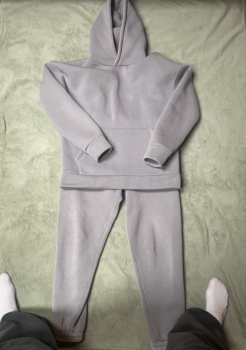 Розпродаж брендового одягу Nike,Essentials,Asg