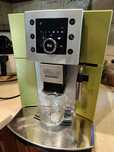 DeLonghi Perfecta automatyczny ekspres do kawy zielony Oliwka