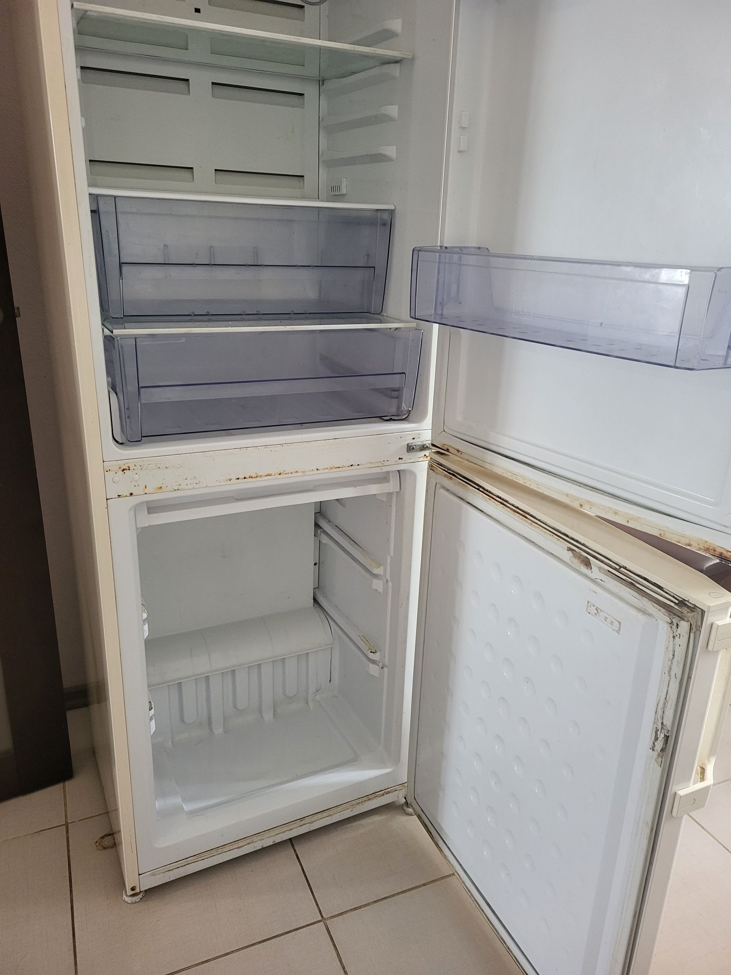 Продам холодильник Beko