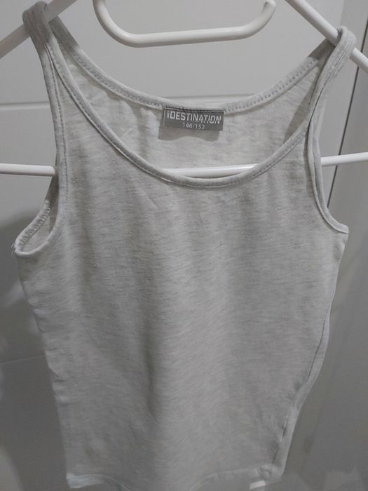 Bluzka na ramiączkach 146/152 cm.