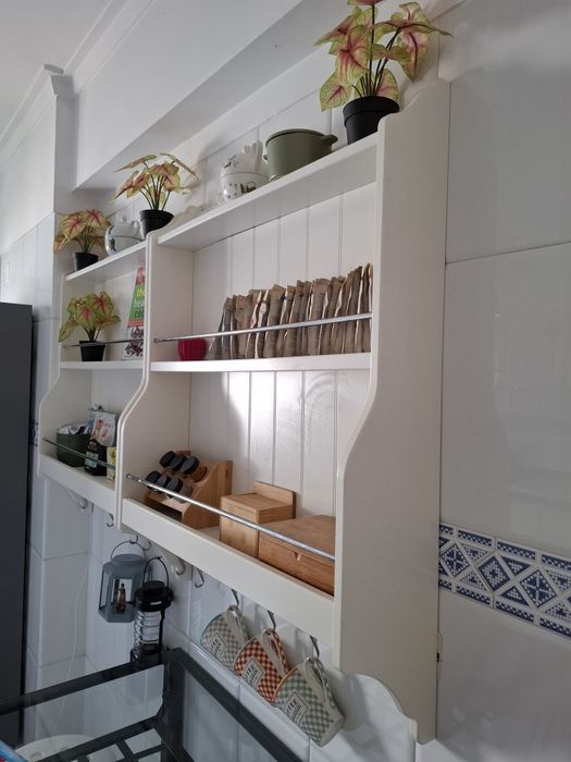 Estante cozinha branco bege 80x100 praticamente nova