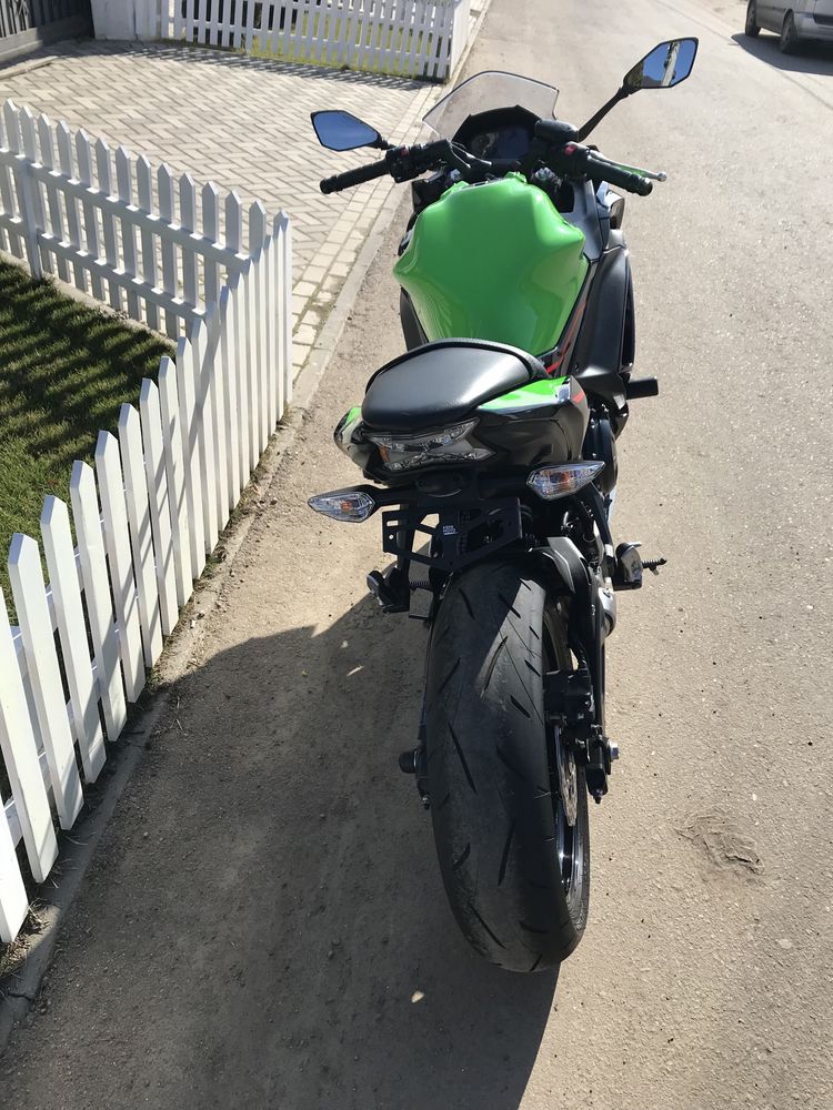 Продам Kawasaki Ninja650 R 2022 года. Пробег 1000миль.