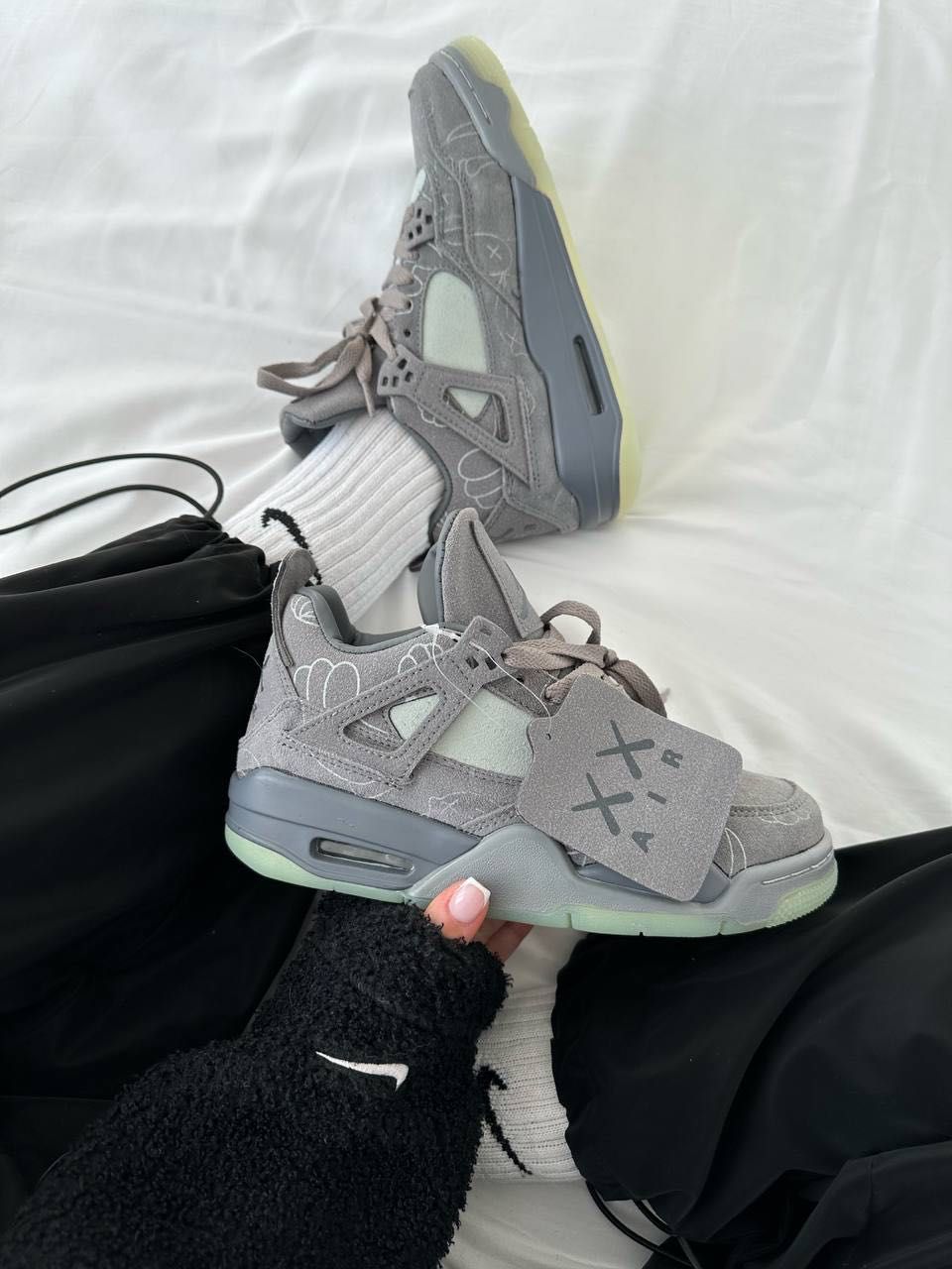 AIR JORDAN RETRO 4 x KAWS GREY Buty damskie , męskie trampki 36-45