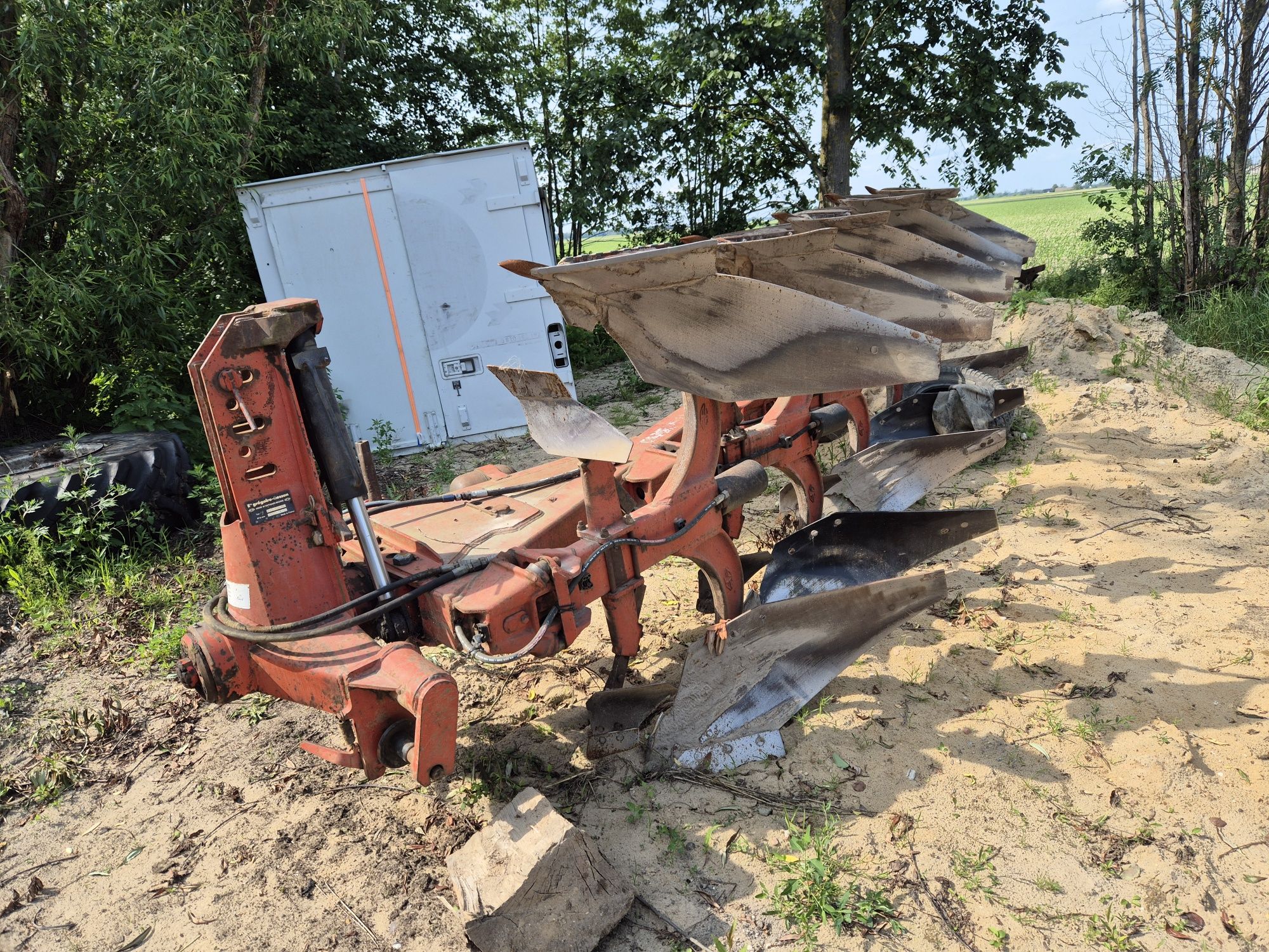 Plugi 5 skibowe RY 5. Hydraulika . Obrotowe brutto.