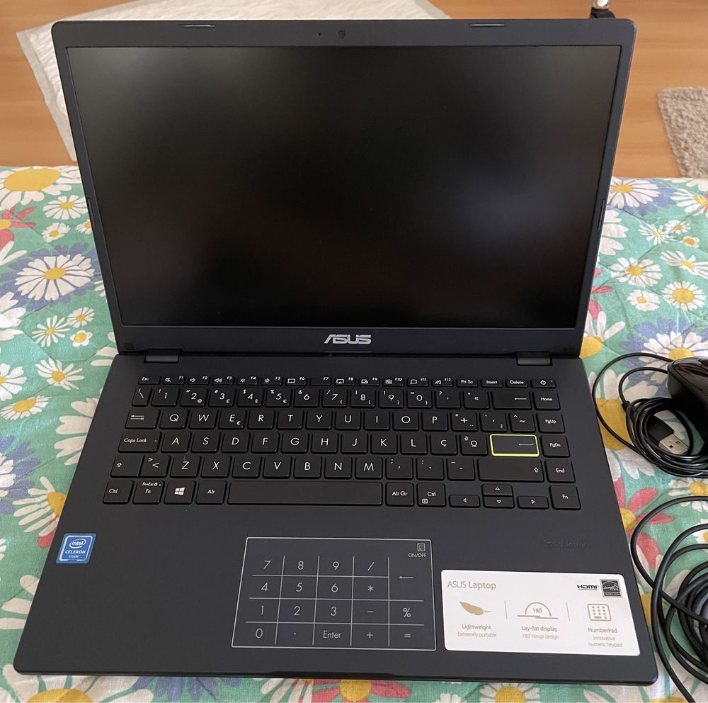 Portátil ASUS 14''