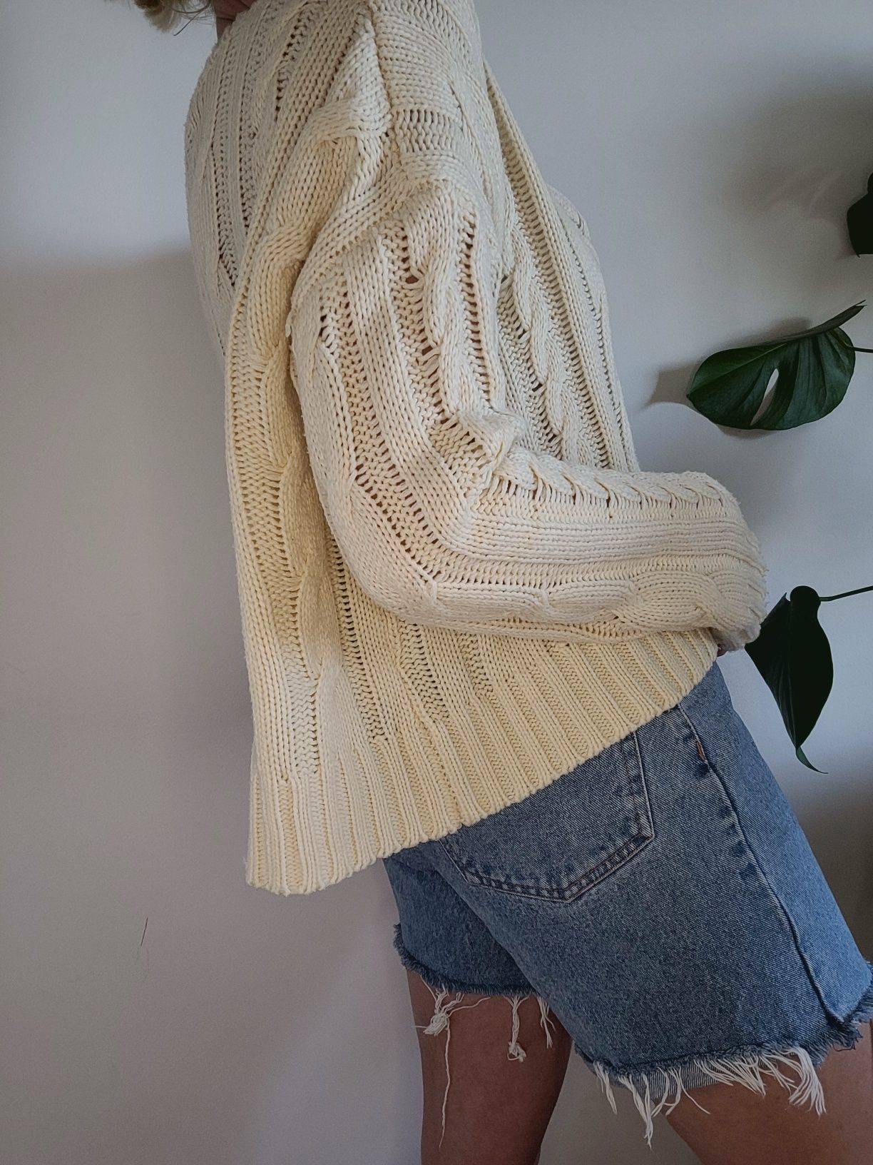 Piękny kremowy sweter oversize warkocze boho vintage