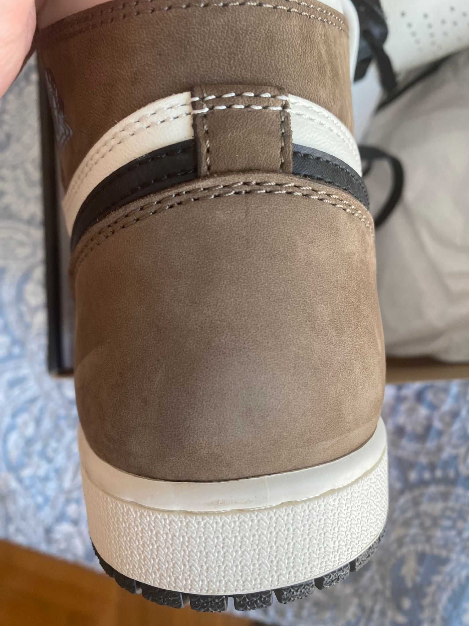 Jordan 1 Mocha Tamanho 42