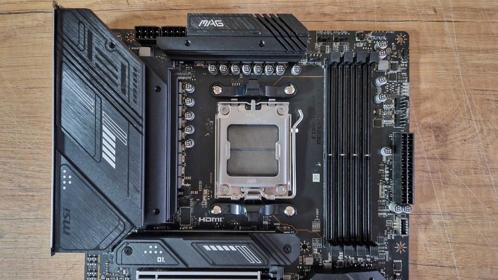 Płyta główna MSI MAG X670E TOMAHAWK WIFI box gwarancja nr. 500564