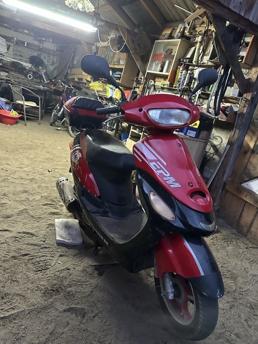 Sprzedam skutera huatian 50 4t !!!