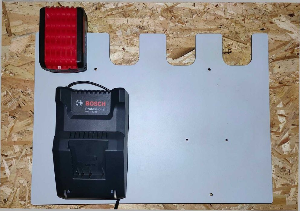Uchwyt na baterię akumulator ładowarka Bosch PRO GBA 18V GAL18v40