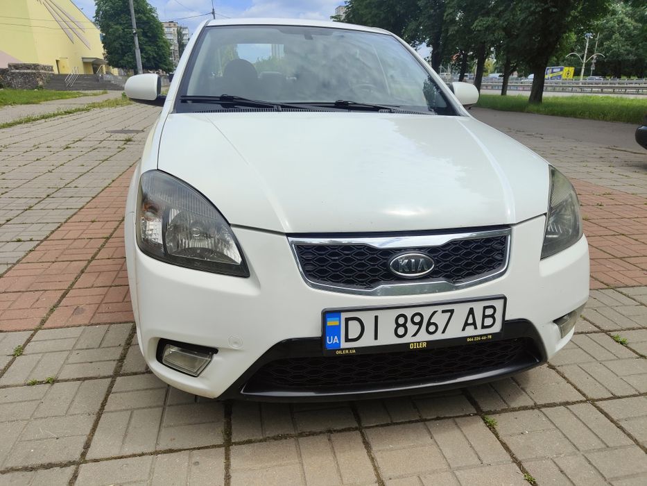 Продам Кіа Rio 2011 рік, 1.4 механіка із ГБО