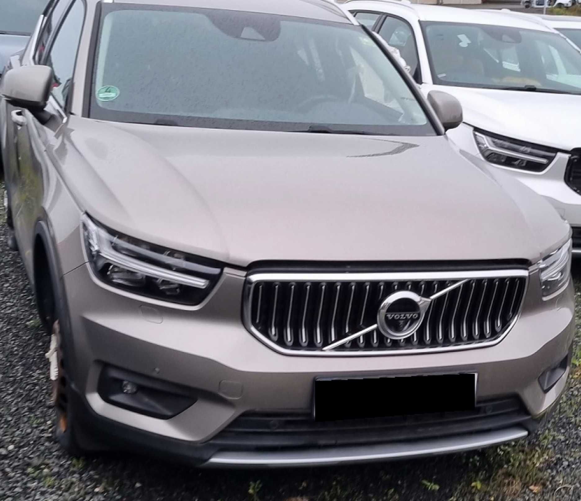 Volvo XC40 II бампер комплектный решетка парктроники разборка ХС40