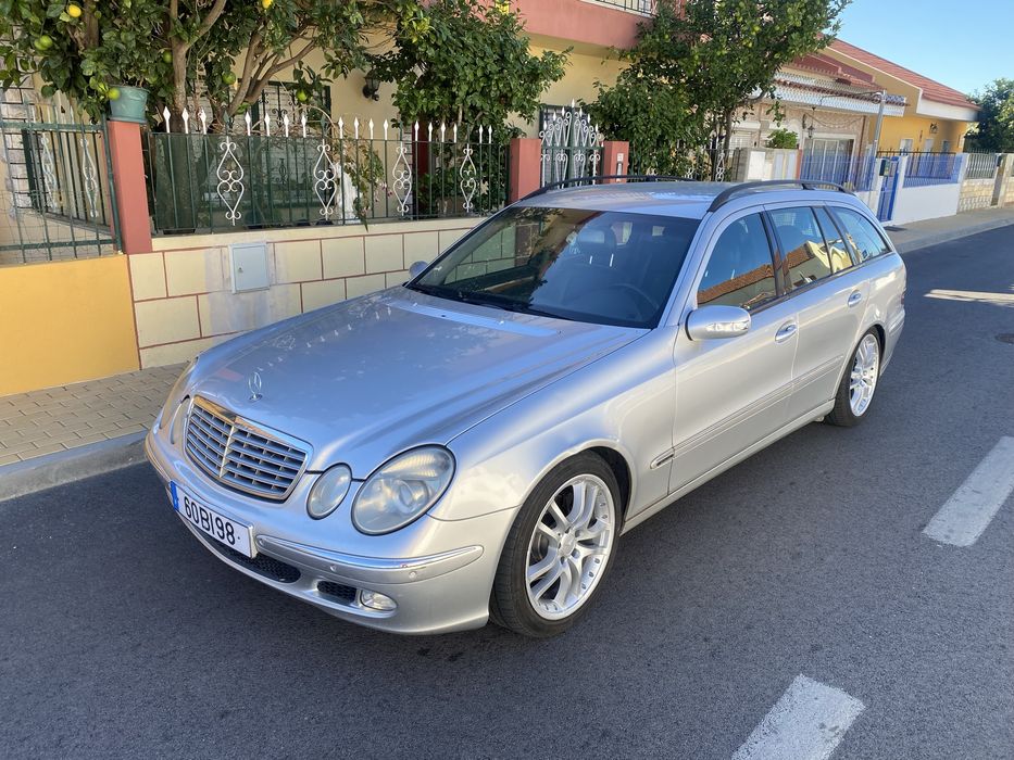 Mercedes-benz E220 Cdi de 2006 , pecisa de baloes a tras,