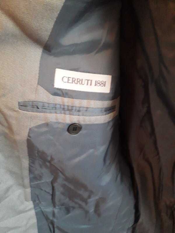 Шерстяной пиджак CERRUTI 1881по плечам-50см, рукав-67см, спина-81см.