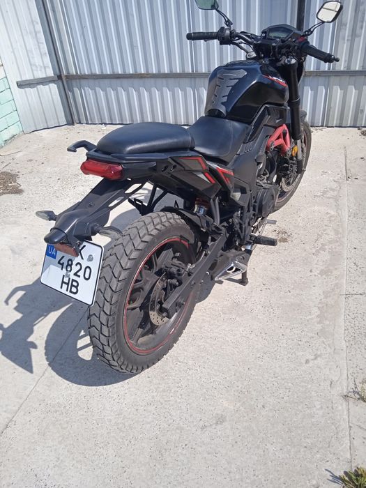 Продам мотоцикл Lifan SR200