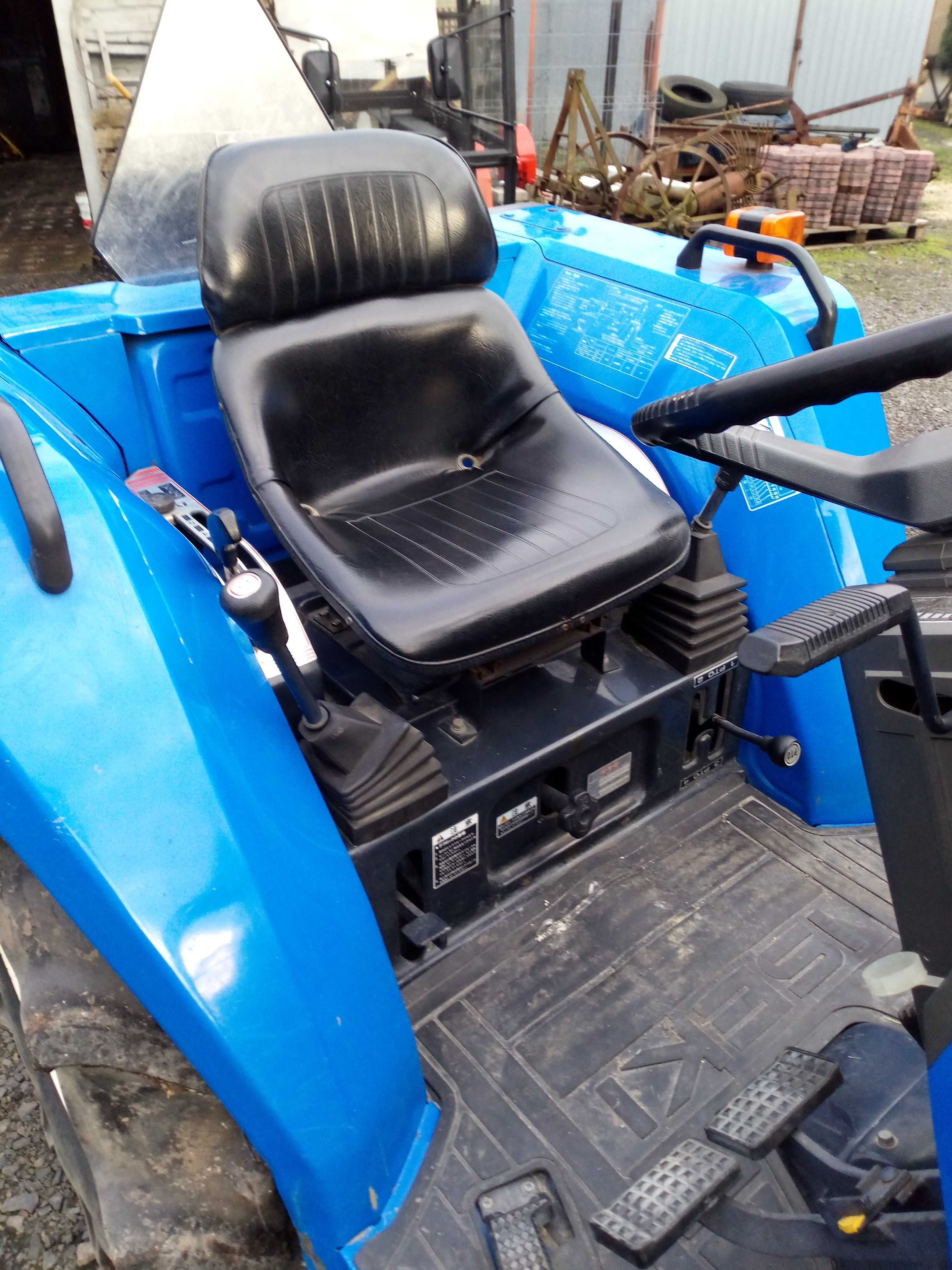Mini traktorek ISEKI LANDLEANDER TA210 rewers, super stan