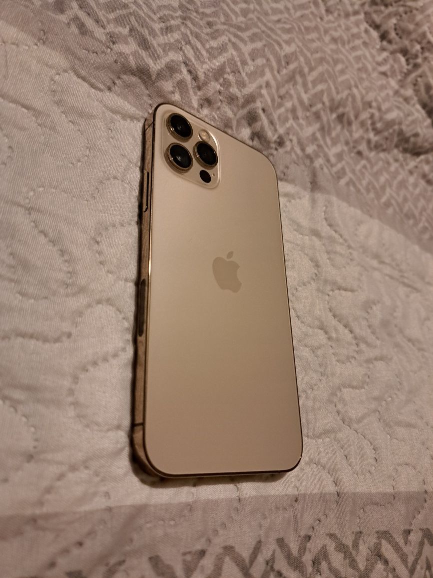 Iphone 12 pro Gold