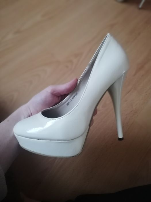 Beżowe cieliste szpilki Deezee Ideal 37