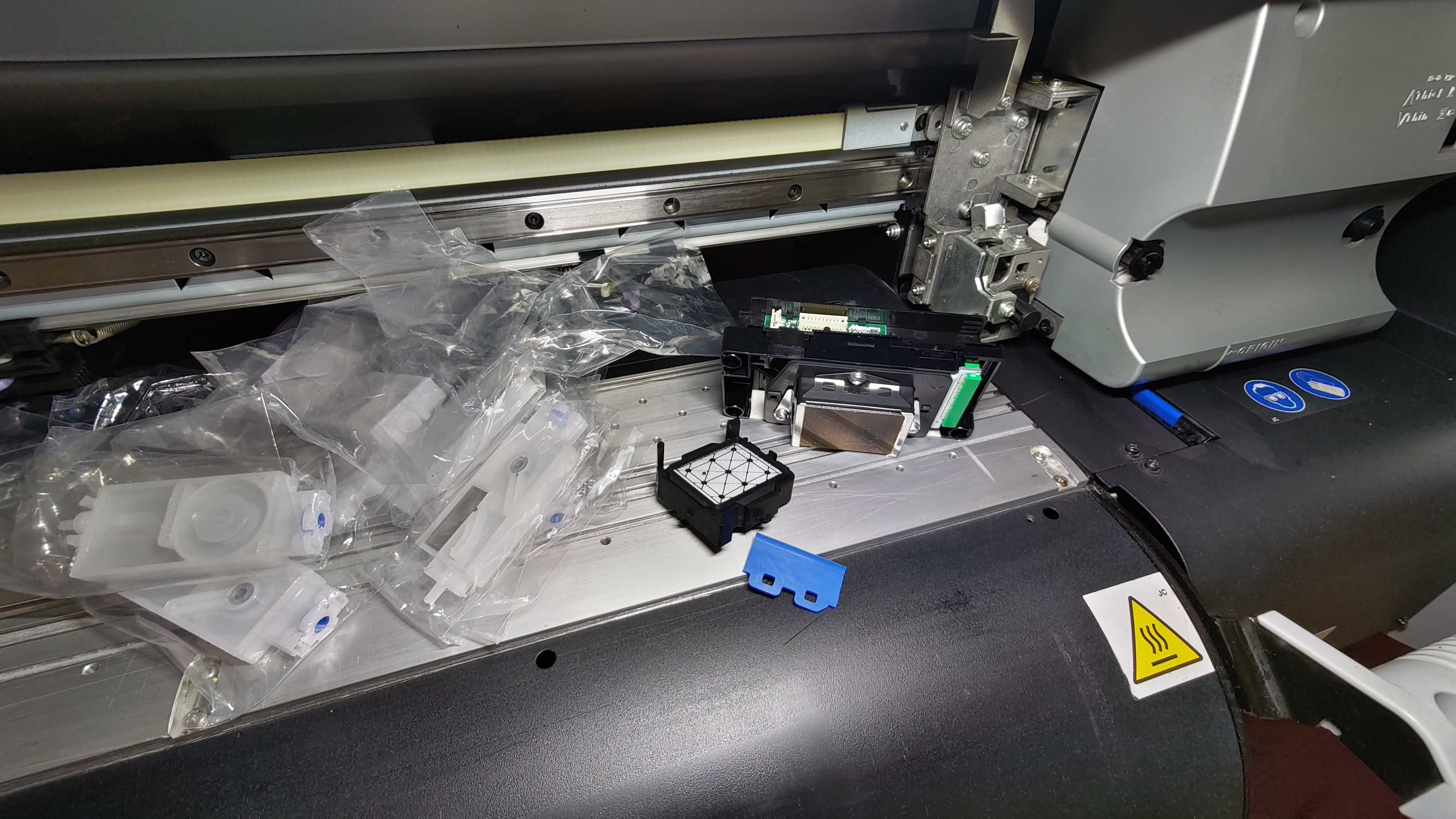 Ploter Tnąco-drukujący Mimaki CJV30-160 nowa głowica, gwarancja 12 m.