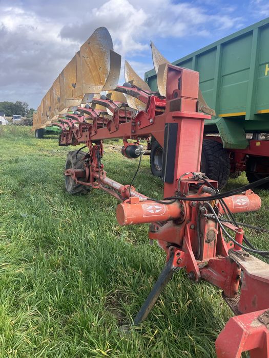 Pług Gregoire Besson 5+1