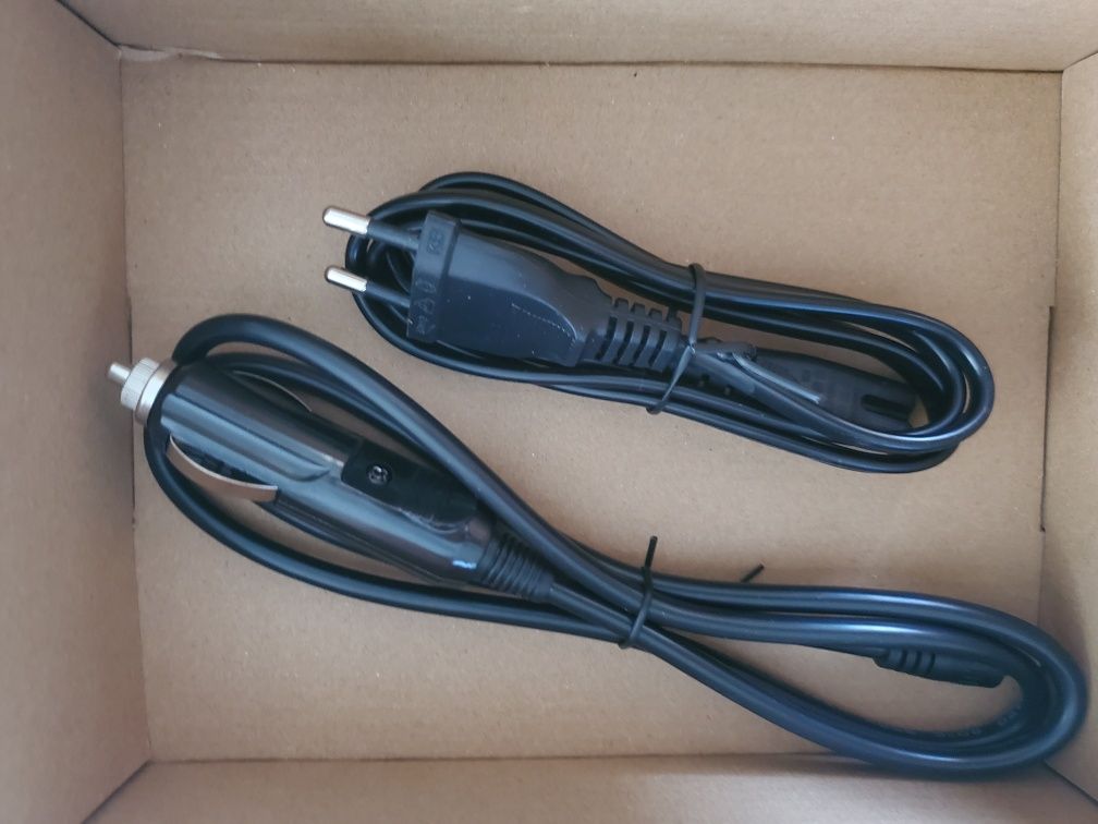 Apower AP400 портативна зарядка станція