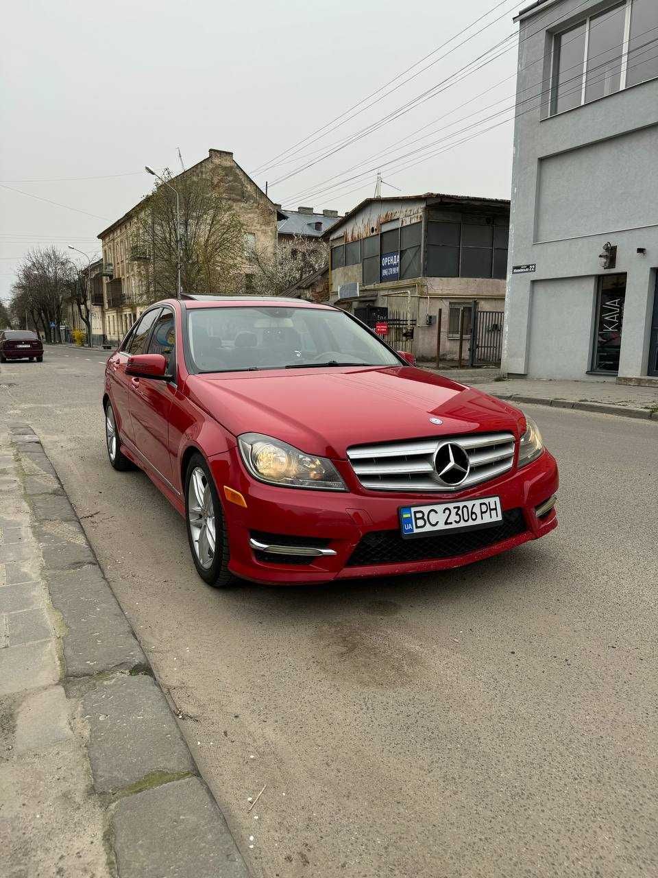 Mercedes-Benz C250 1.8 Turbo (2012)