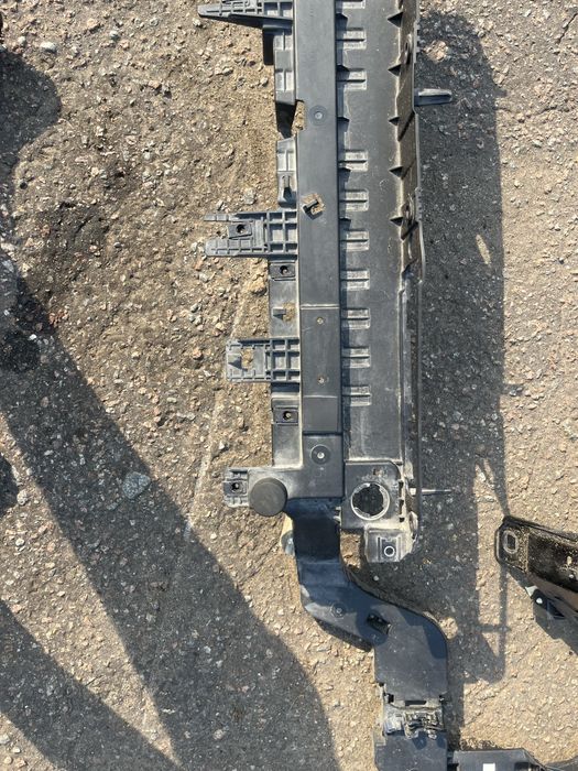 Установочна панель радіатора   Ford Edge 2019   Номер: KT4B-R16E166-AA