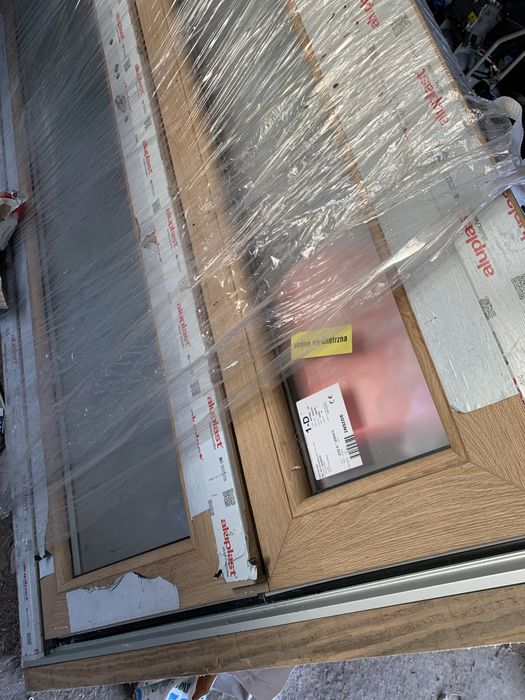 Drzwi dwuskrzydłowe przeszklone szkłem mlecznym