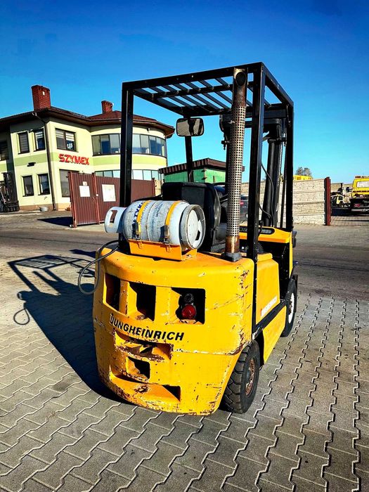 wózek widłowy JUNGHEINRCH TFG20 LPG udźwig 2000kg 3.30m przesuw boczny