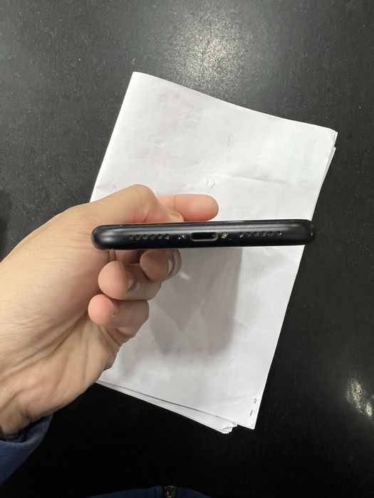 iPhone XR 128Gb Preto
