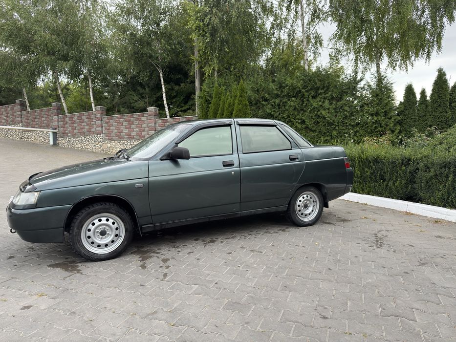 Продам машину строчно