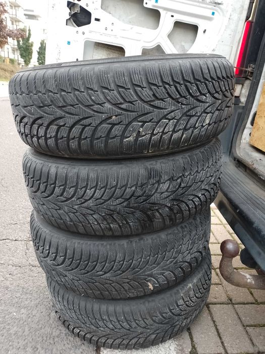 Koła zimowe Volvo_ 15" 5x108 _ felgi stalowe + opony Nokian