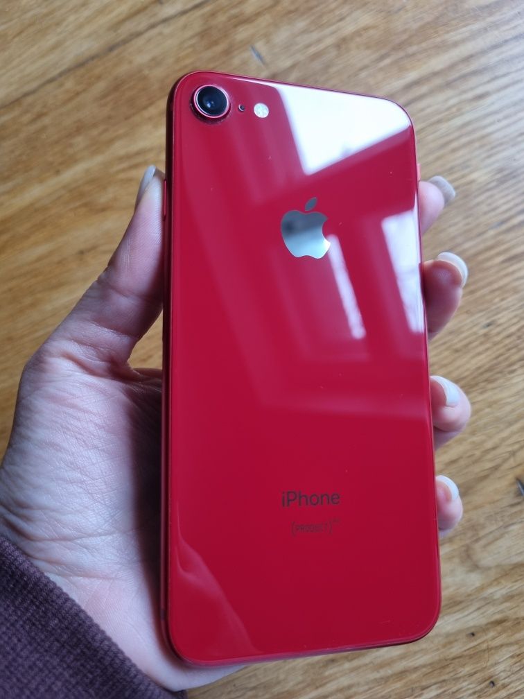 Iphone 8 64 gb red  neverlock