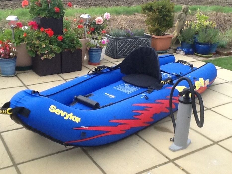 Kayak Canoa insuflável SEVYLOR REEF 105