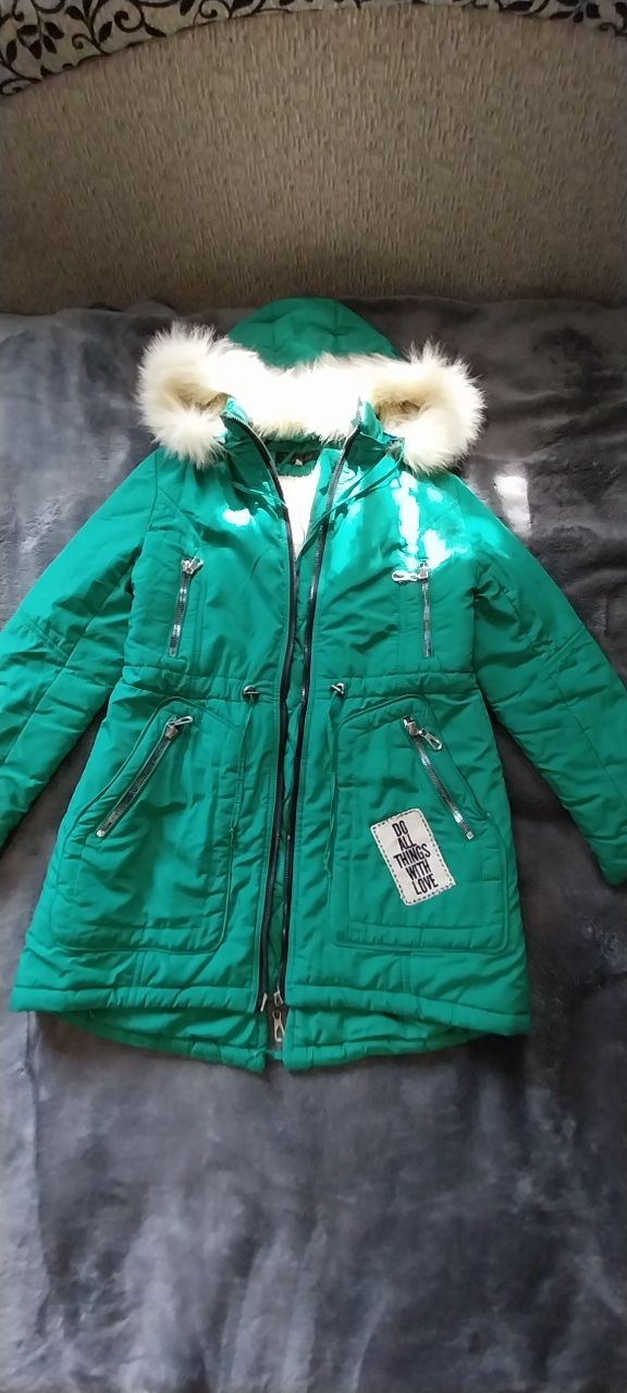 Куртка зимова зеленого кольору
