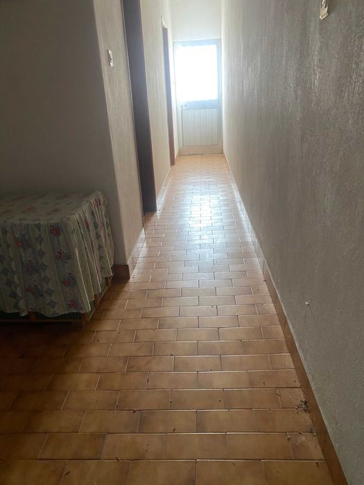 Vende-se Moradia com quintal e poço