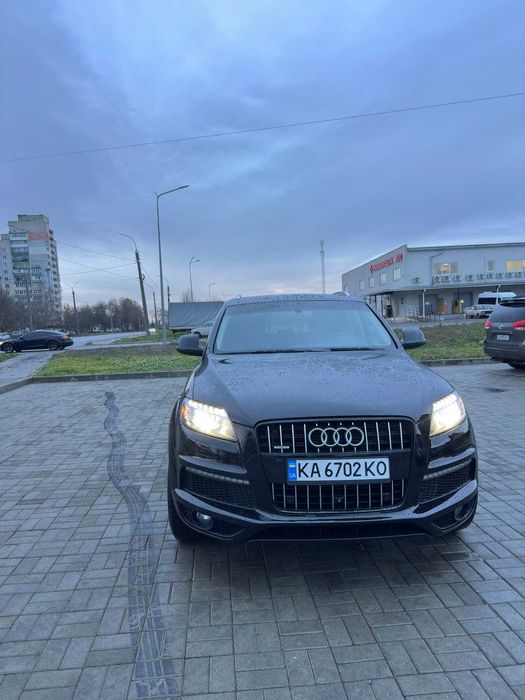 Audi Q7 Quattro  S-line Supercharged 2015 року 3.0 TFSI  (333к.с.)