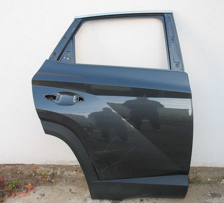 Hyundai Tucson IV 20-24r Drzwi Prawe tył uszkodzone
