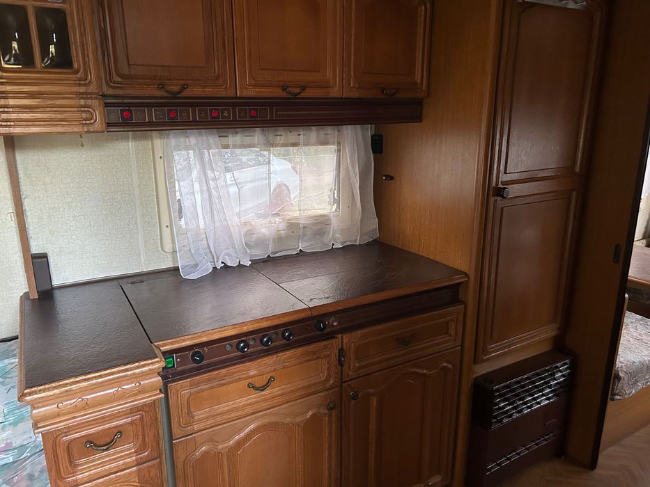 Sprzedam przyczepę kempingową