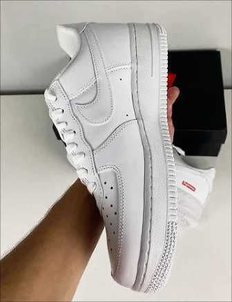 Nike Air Force 1 Low Supreme 39/245mm