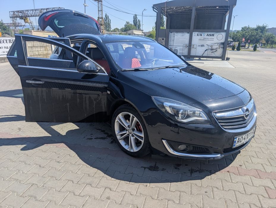 Опель інсігнія 2.0 універсал