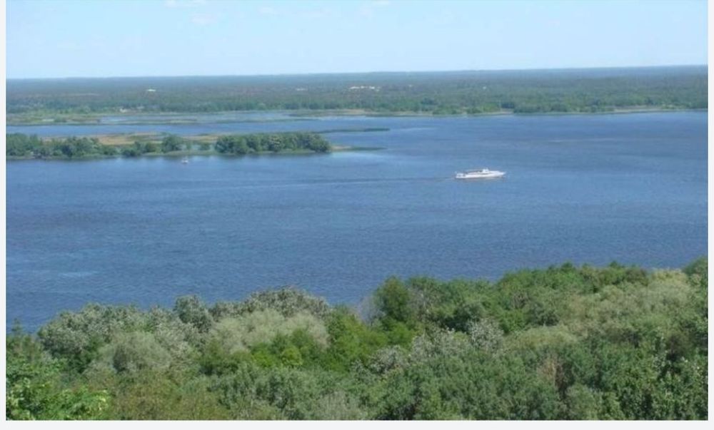 Земельна ділянка на березі Дніпра