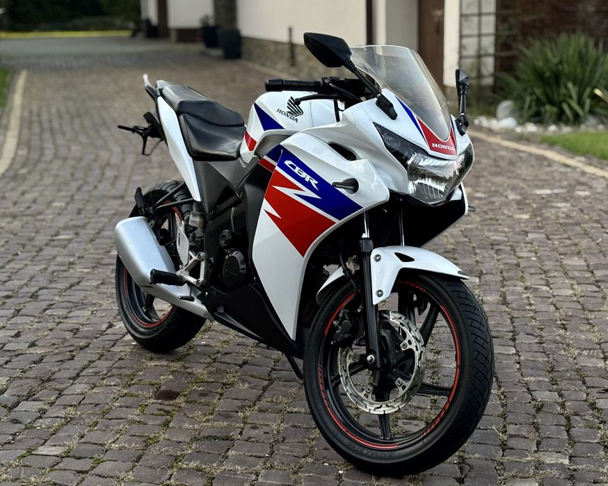 HONDA CBR 125, Jc50 Kat. A1/B, Motocykl 125cm3! (YZF MT DUKE)