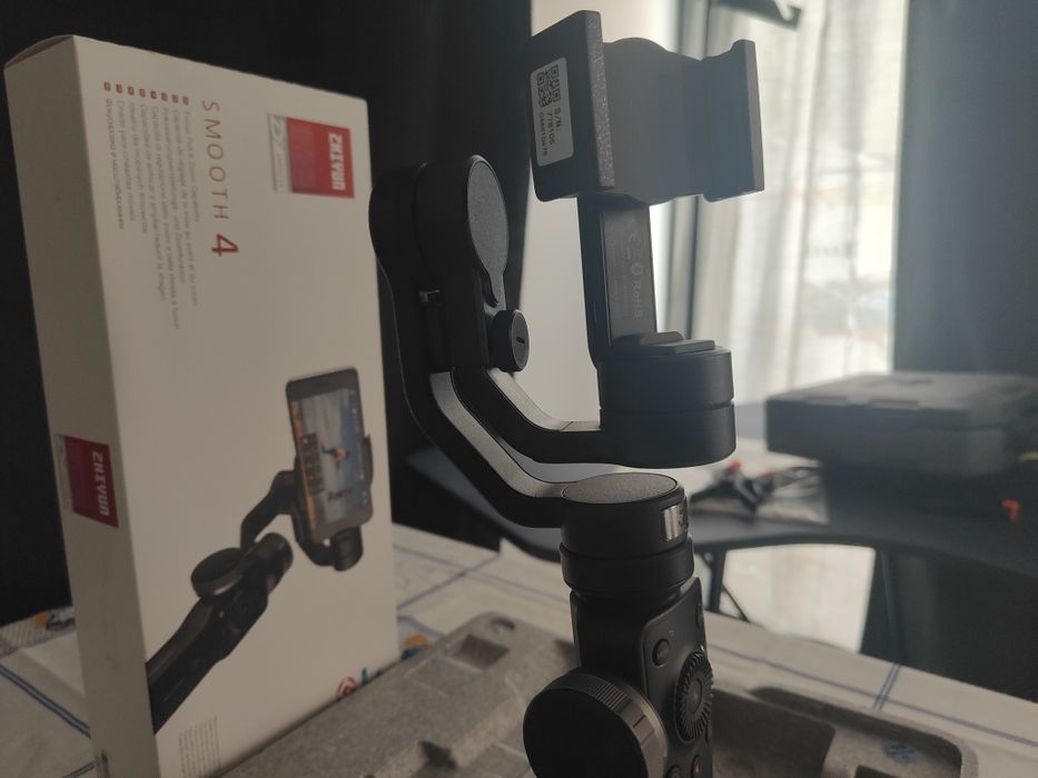Estabilizador zhiyun smooth 4