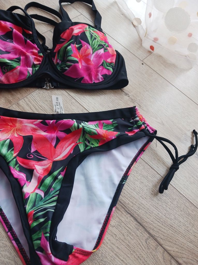 Nowy strój kąpielowy bikini s dd