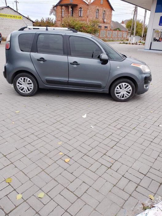 сдам в аренду для работы в такси