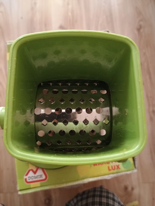 Maszynka do rozdrabniania warzyw 4 wkładki Lux Domik