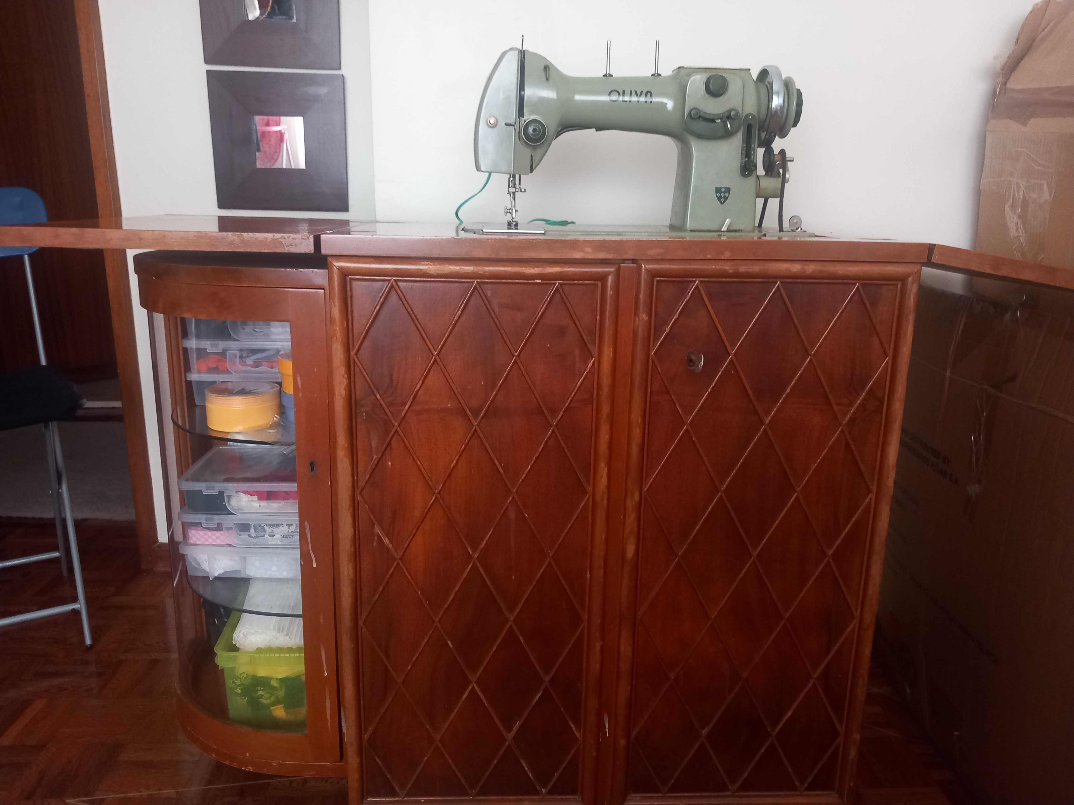 Máquina de costura
