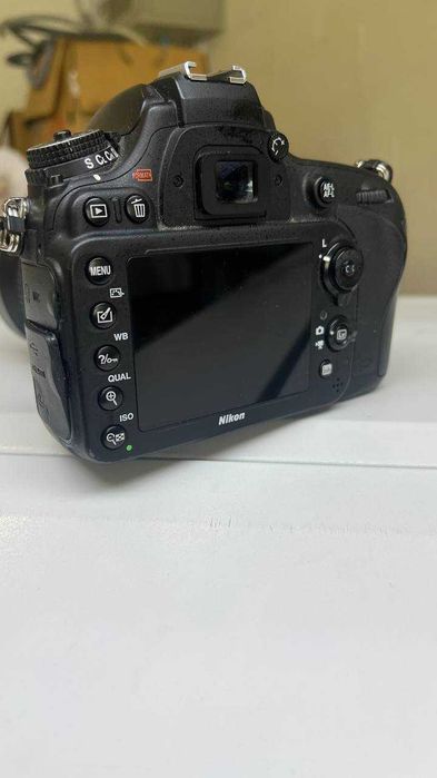 Nikon D610 с портретным объективом Nikkor 85mm f/1.8D