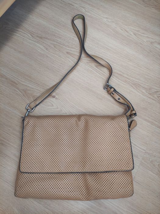 Mala tipo envelope bege